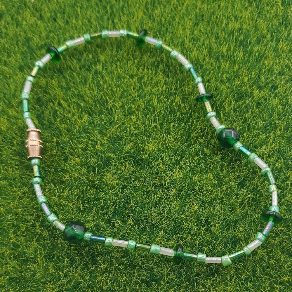 Elegant Green Glass Beaded Anklet 10 Inch B3307
